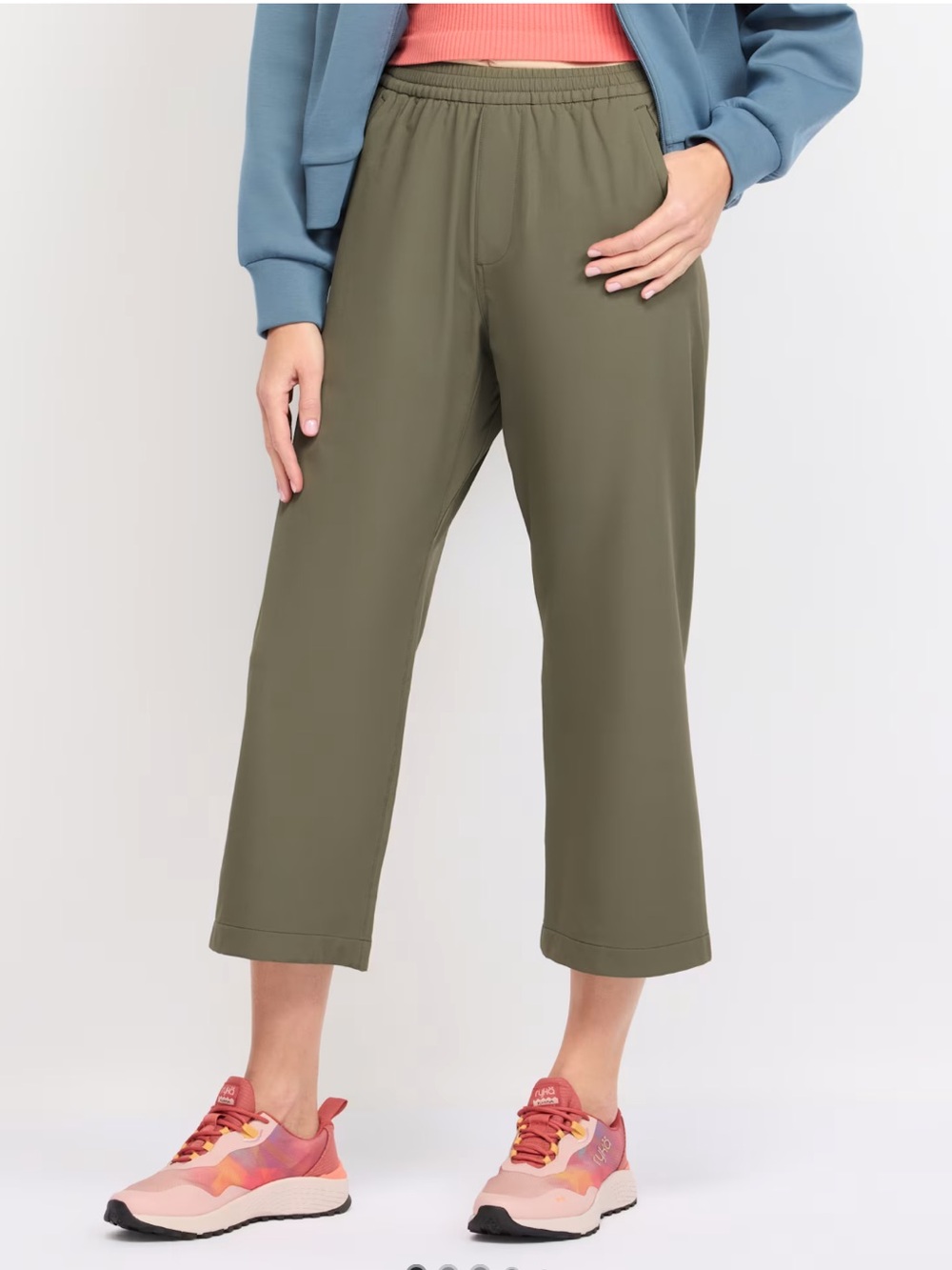 NWT Outdoor Voices RecTrek Cropped Wide Leg Hiking Pant in Tea Tree Green - M